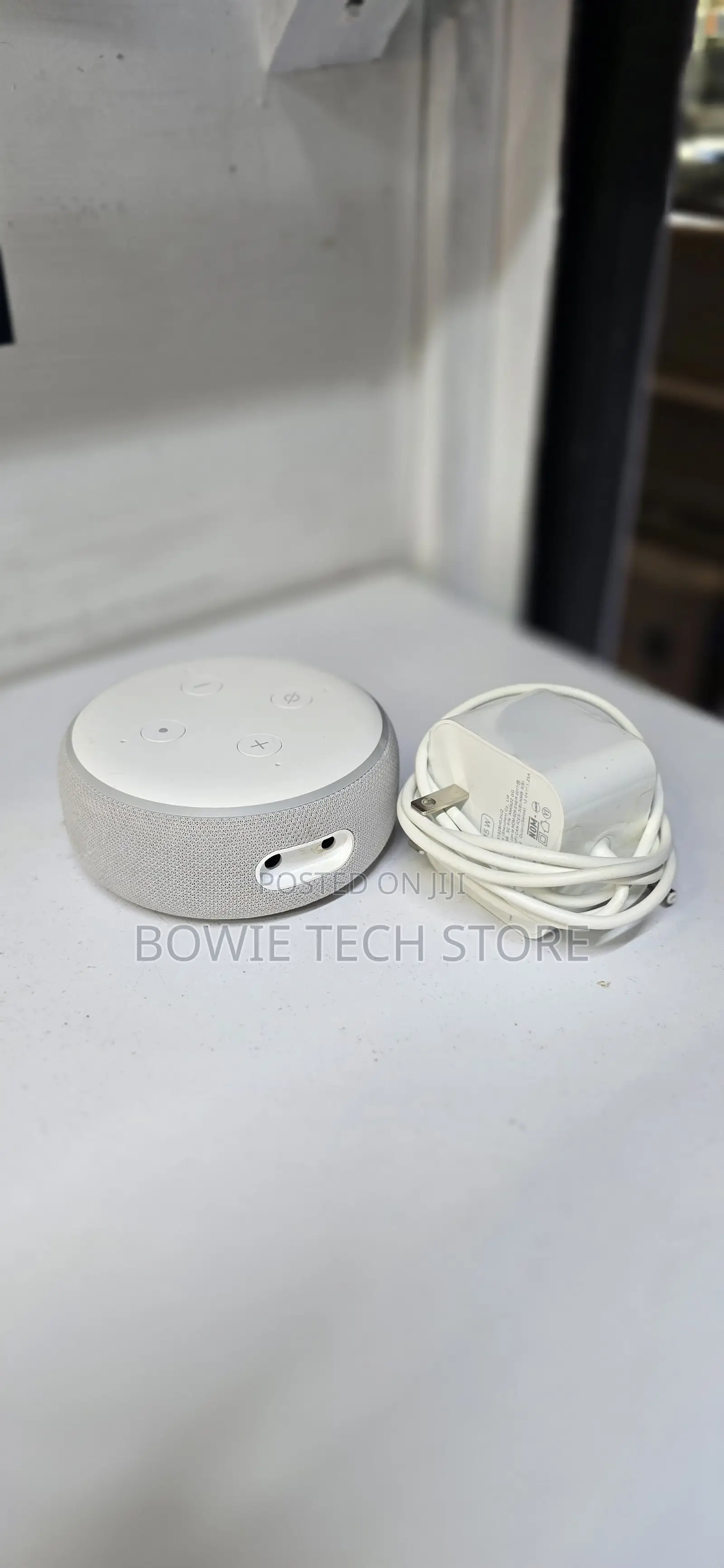 Echo Dot With Alexa Ex Uk (Amazon )