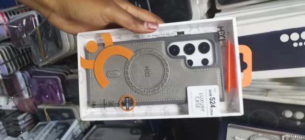 Unblack HDD Leather Case for Samsung Galaxy S24 Ultra Magsafe - main view