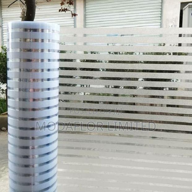 Office Privacy Film – Light-Friendly Design