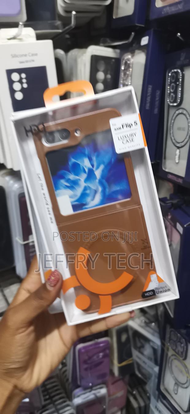 Mards HDD Leather Magsafe Case for Samsung Galaxy Z Flip 5 Case - main view