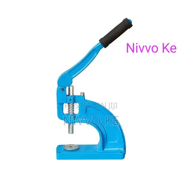 Handheld Eyelet Machine for Precise Material Fastening - thumbnail 3