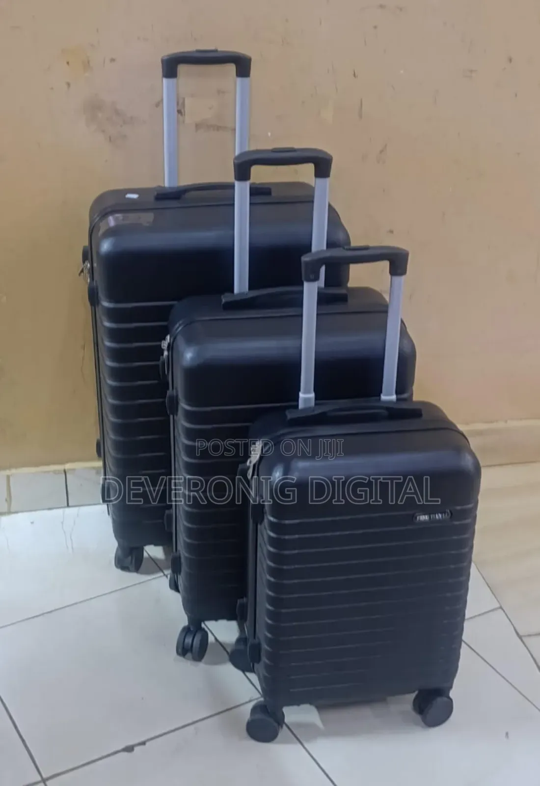 3 in 1 Luxurious Fibre Suitcase