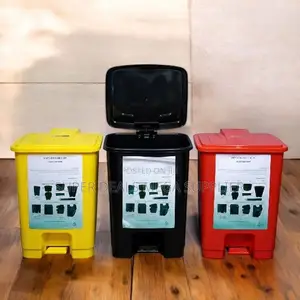 30l Foot Pedal Dust Bin With Durable Plastic and Lightweight Design