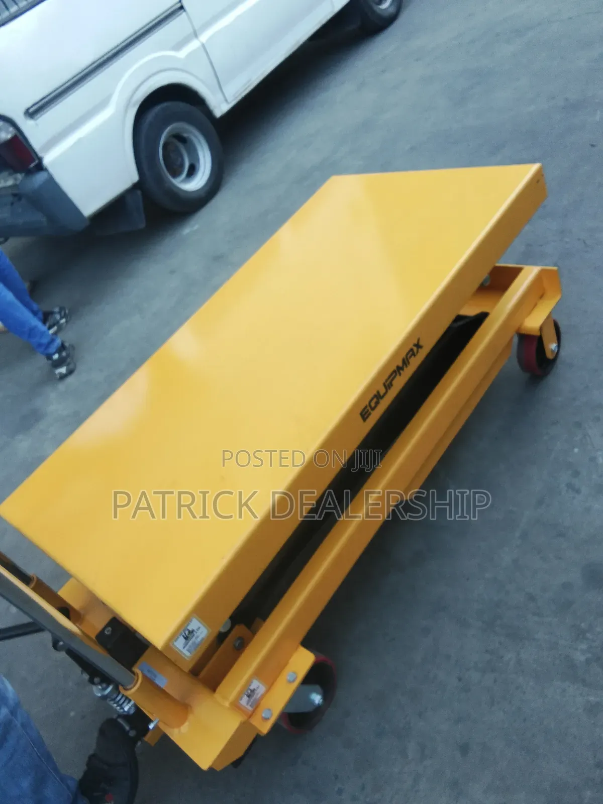 Manual Table Lifter