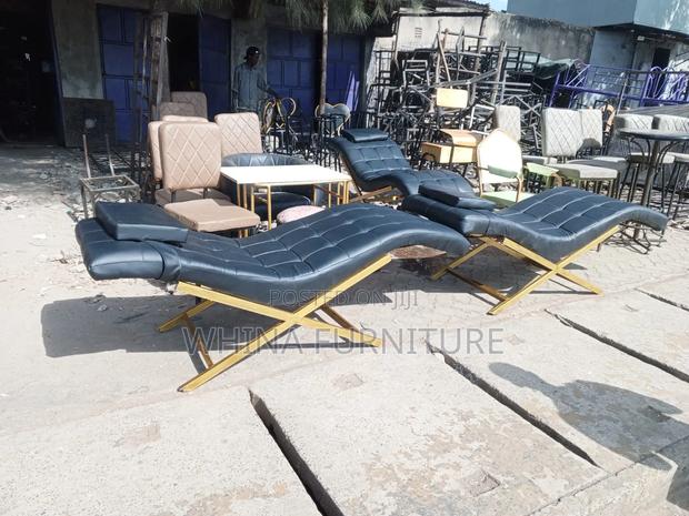 Salon Lash Bed - main view