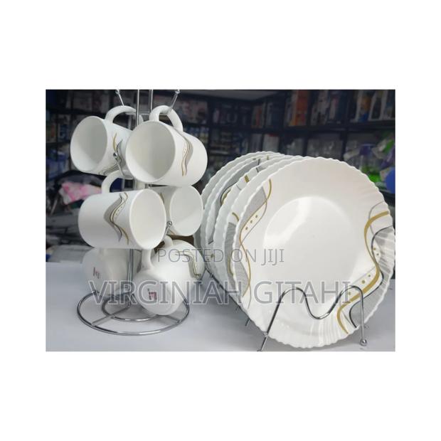 New12pcs Combo*
Consist of :
6 10.5 Inch Ceramic Plates
6 Mugs