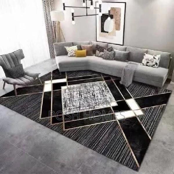 7/10 Quality Anti Slip Carpets
