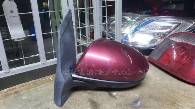 Demio Sidemirror