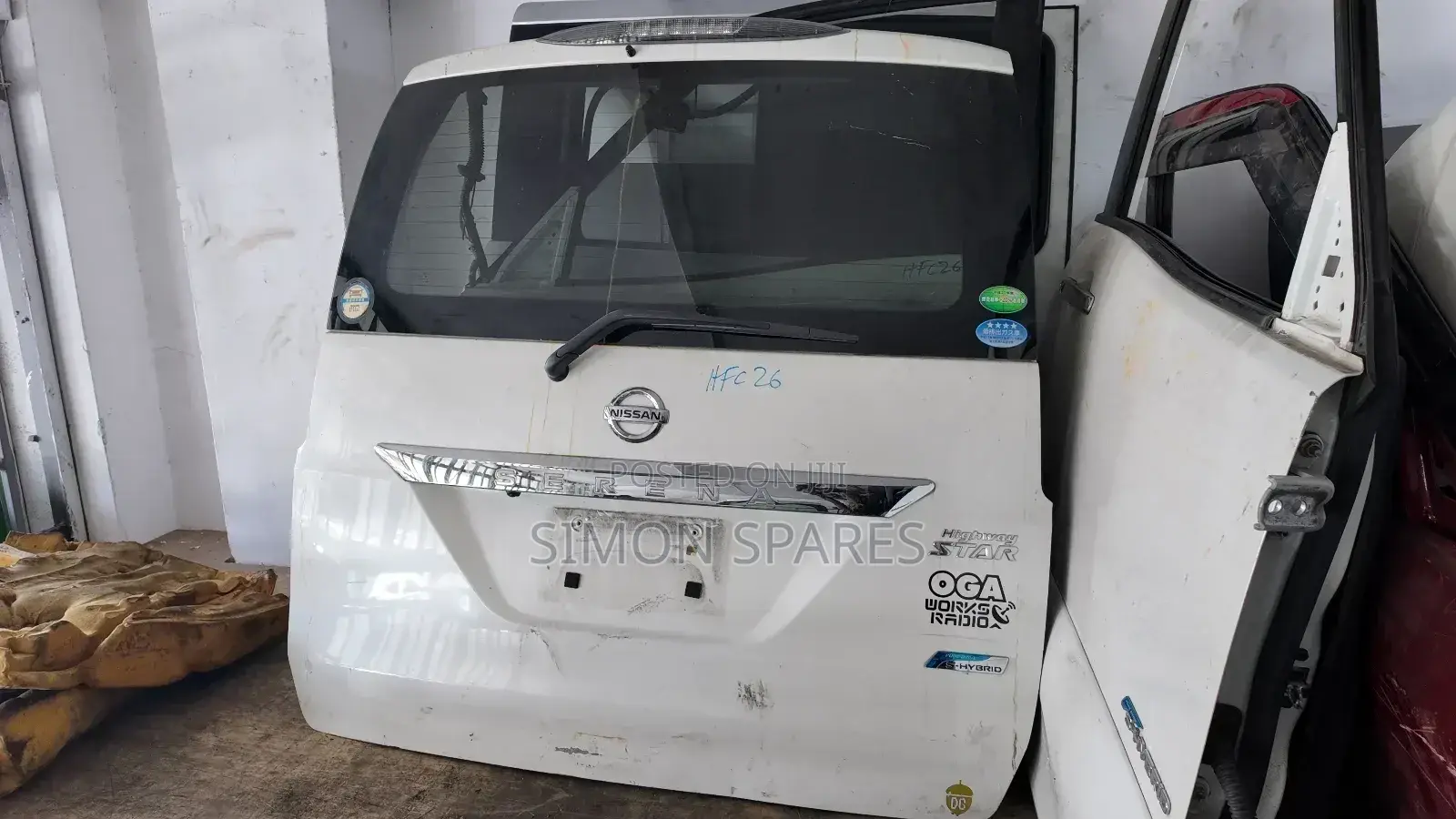 Nissan Serena C26 Tailgate/Boot