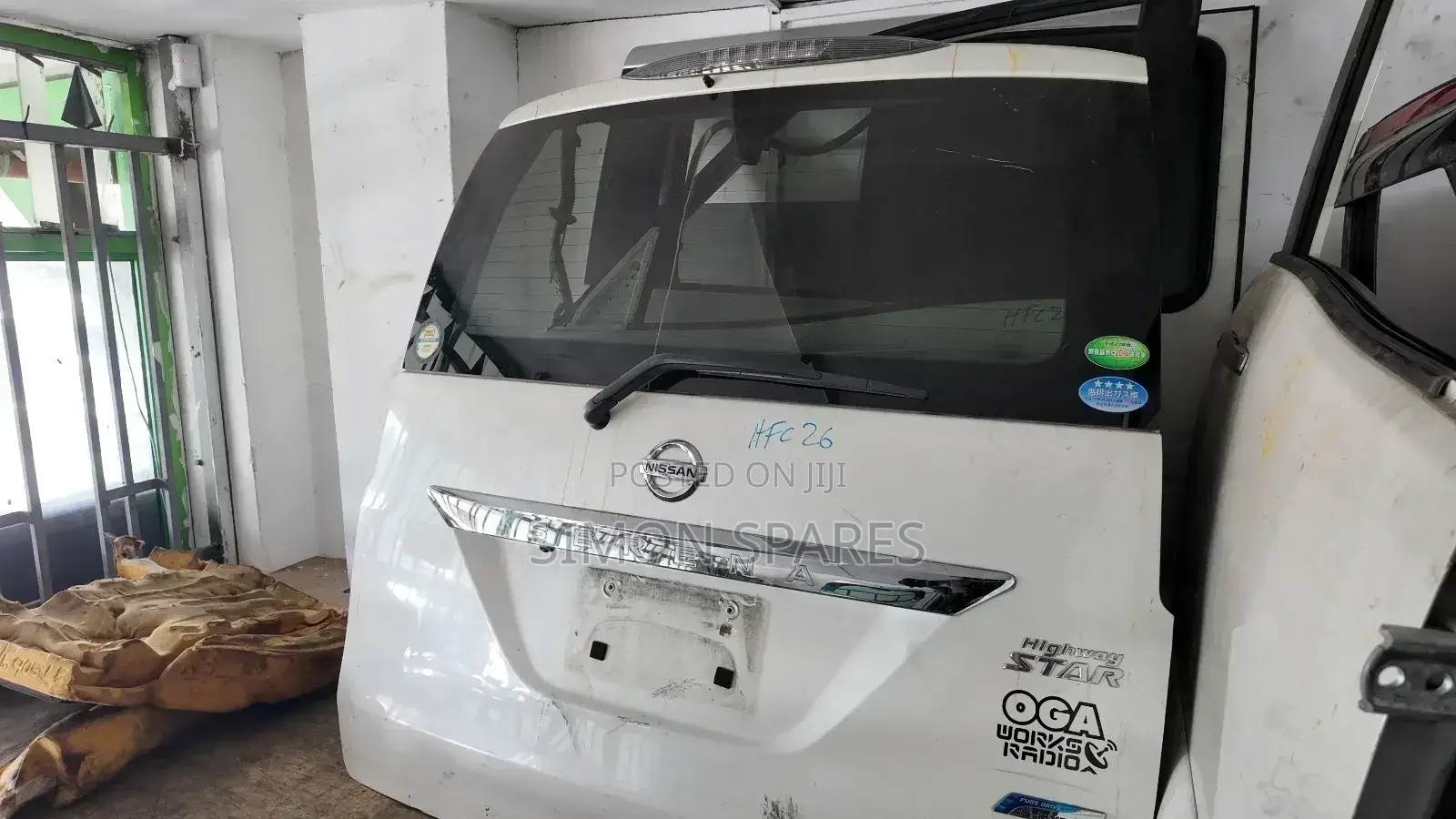 Nissan Serena C26 Tailgate/Boot