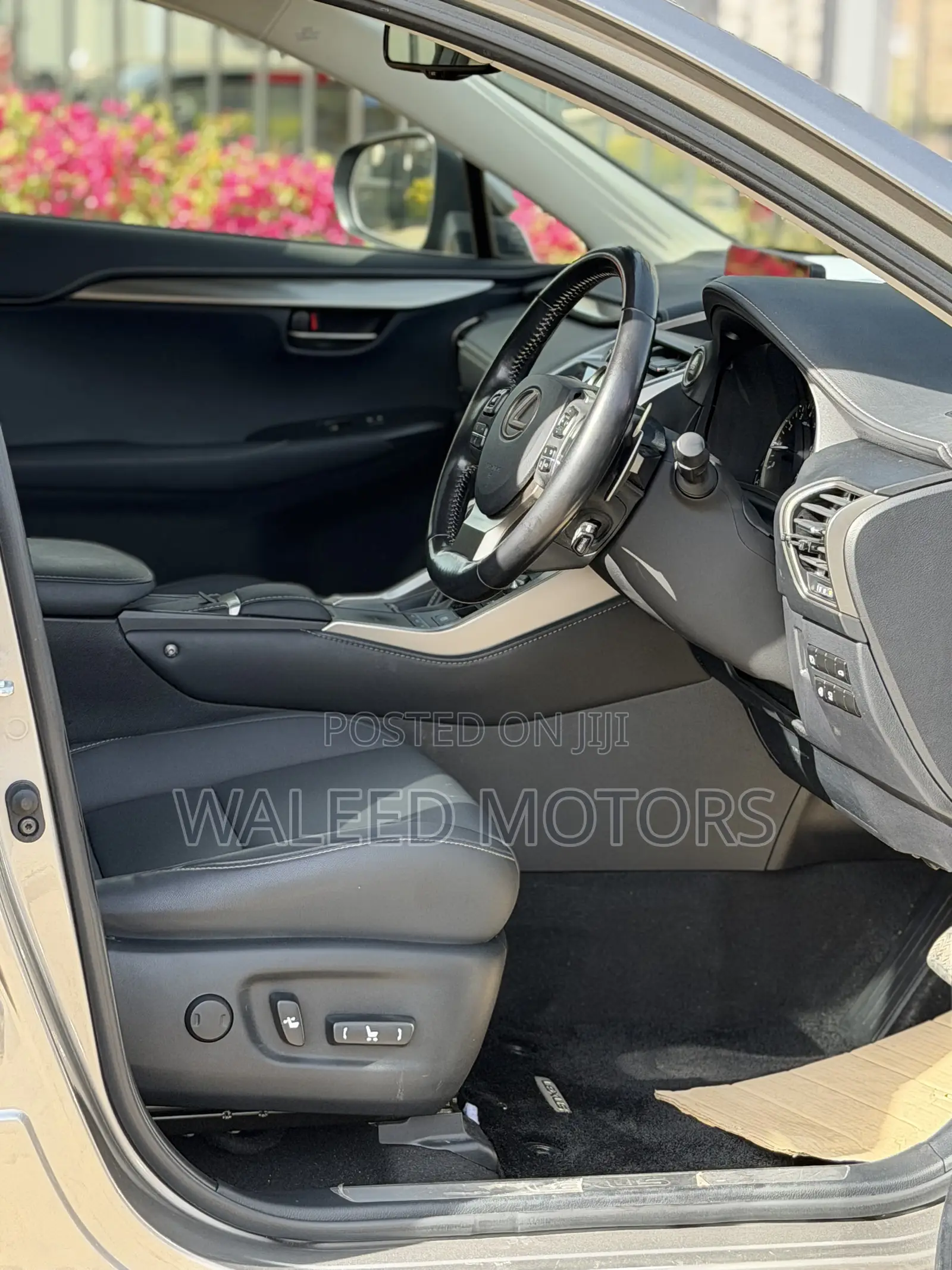 Lexus NX 2019 Silver