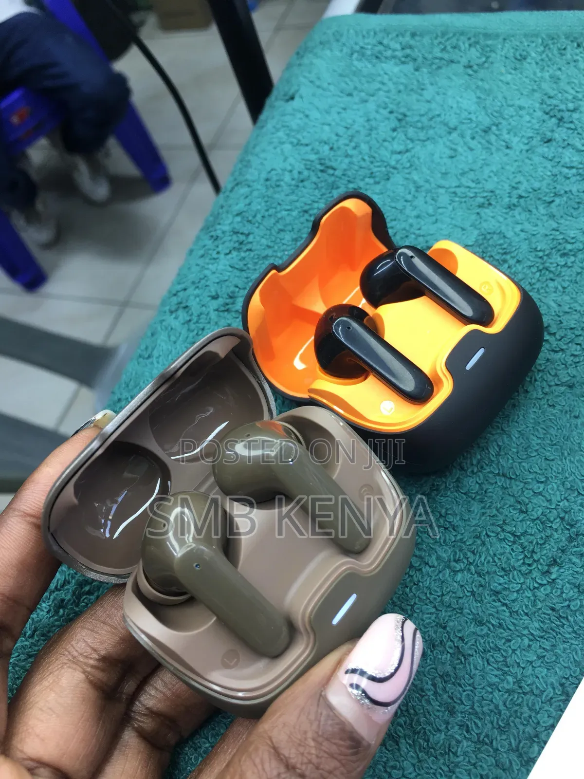 TWS 8hours Playtime Earbuds