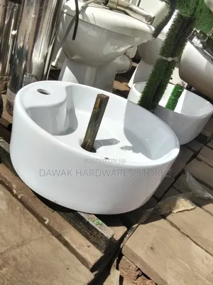 Ceramic Countertop Washbasin