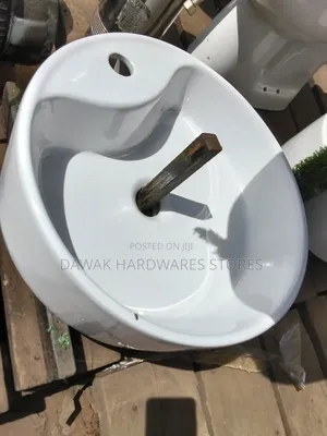 Ceramic Countertop Washbasin