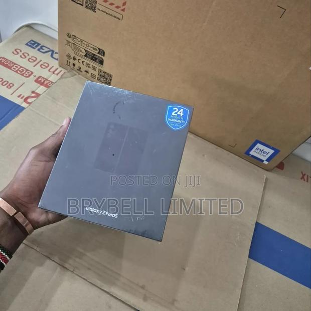 New Samsung Galaxy Z Fold 5 512 GB Black - main view