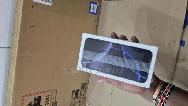 New Apple iPhone 16 Pro Max 256 GB Blue - thumbnail 4