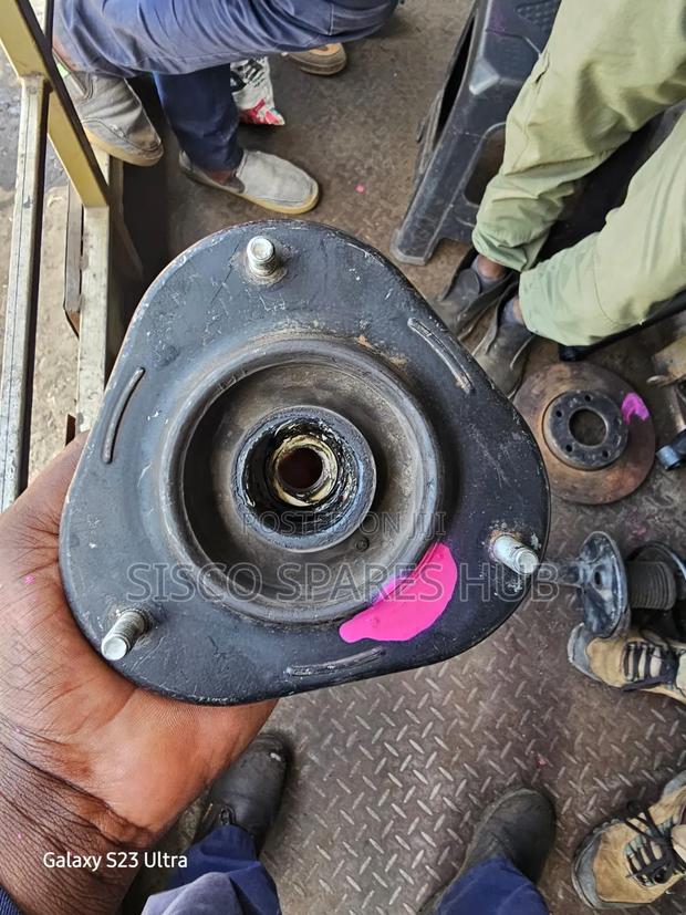 Toyota 110/100 Shock Mountings