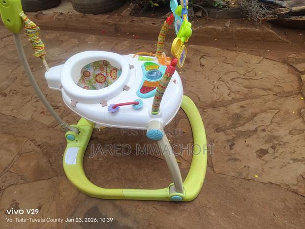 Baby Walker - thumbnail 3