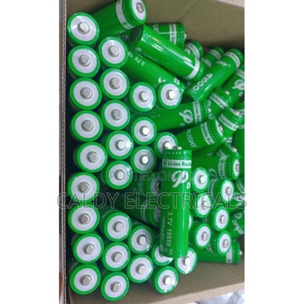 Quality Dp Light 18650 Lithium-Ion Rechargeable Batteries H2w
