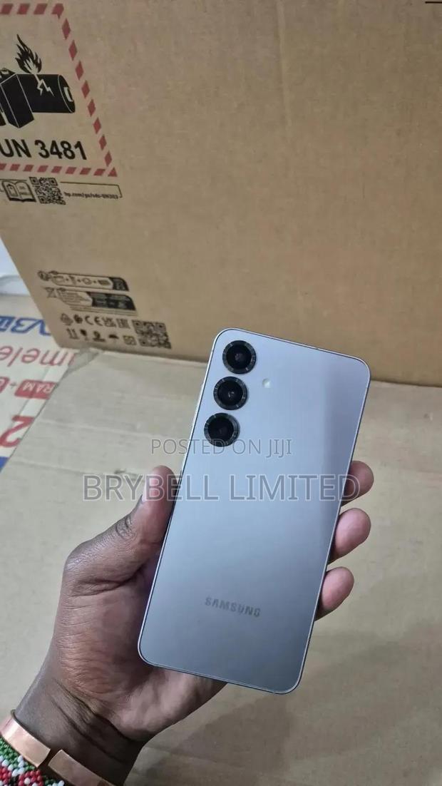 Samsung Galaxy S25 256 GB Gray - thumbnail 6