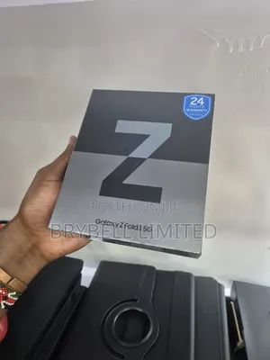 New Samsung Galaxy Z Fold3 5G 256 GB Black