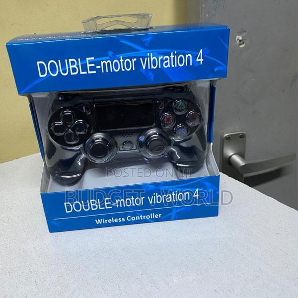 Dualshock 4 Wireless Controller - main view