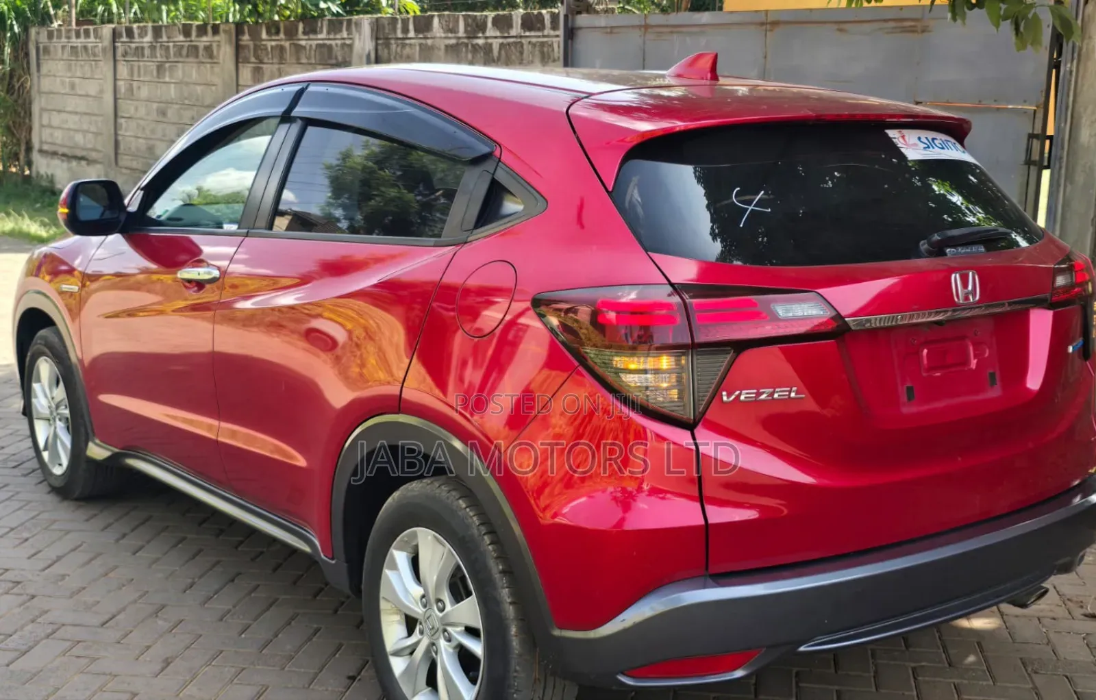 Honda Vezel 2018 Red