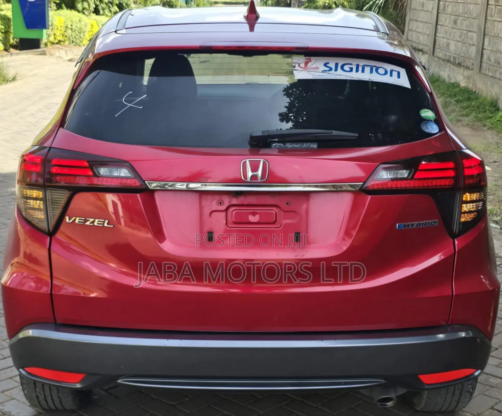 Honda Vezel 2018 Red