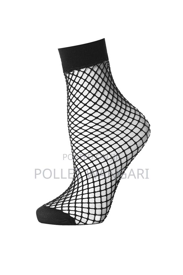 Black Fishnet Ankle Socks - thumbnail 3