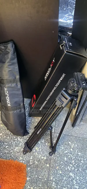 Kingjoy Vt-2500 Heavy Duty Proffessional Tripod
