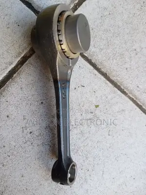 Connecting Rod Bajaj Bm100