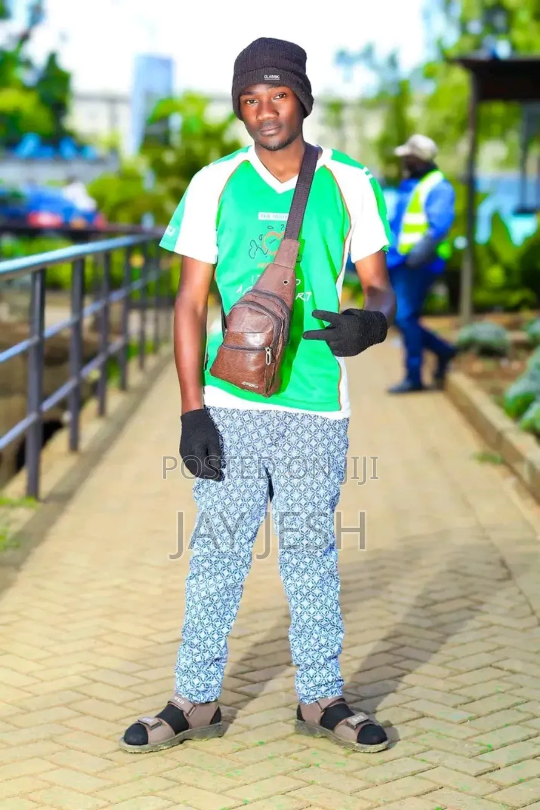 Llooking for a Job