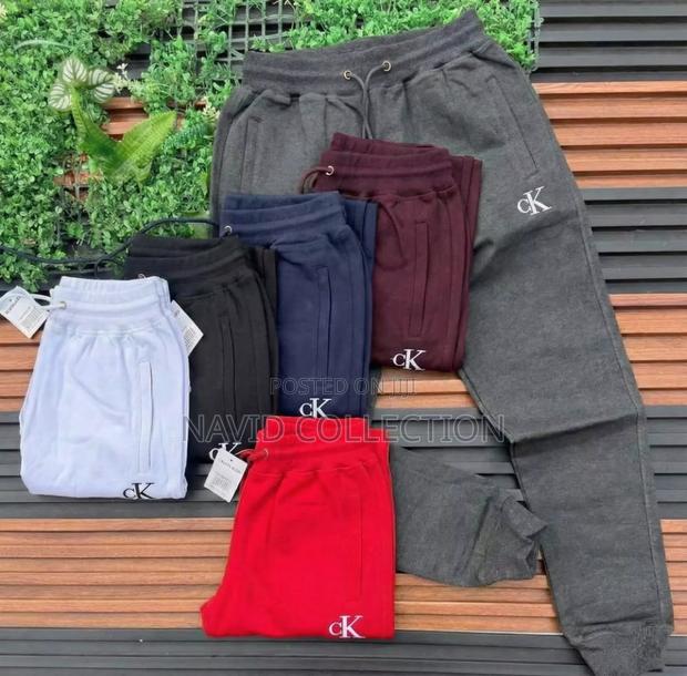 Sweatpants - thumbnail 2