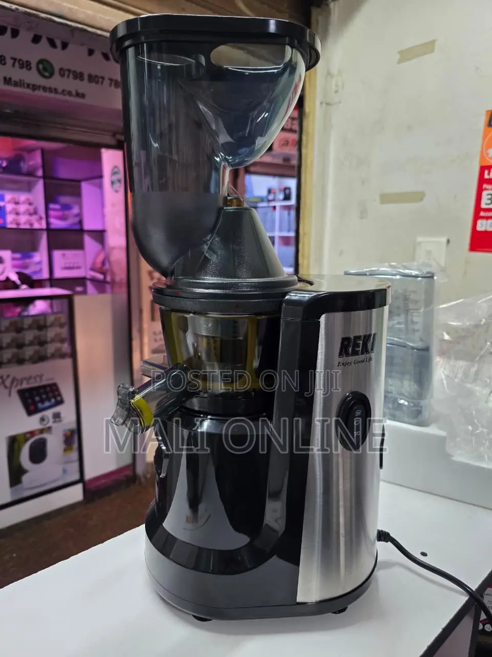 Reki Slow Juicer Cold Press Juicer High Juice Yield Quiet Motor