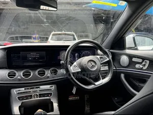 Mercedes-Benz E250 2019 Silver
