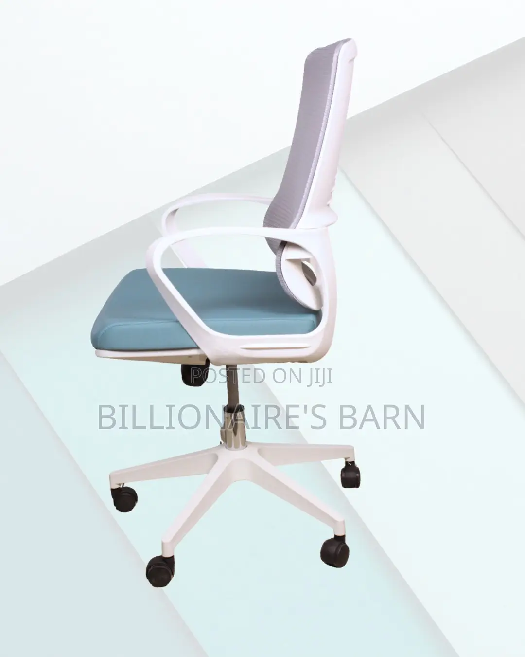 Breathable Mesh Office Chair — Clean Look, Cool Mesh Backrest