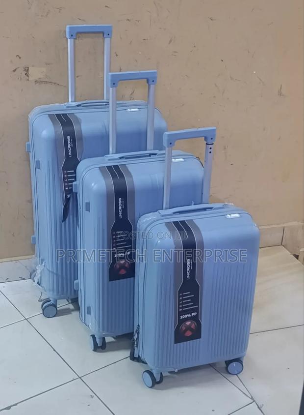 Unbreakable Travel Suitcase 3pcs Set - main view