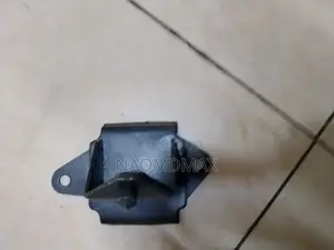 Engine Mount Isuzu Dmax 4jai