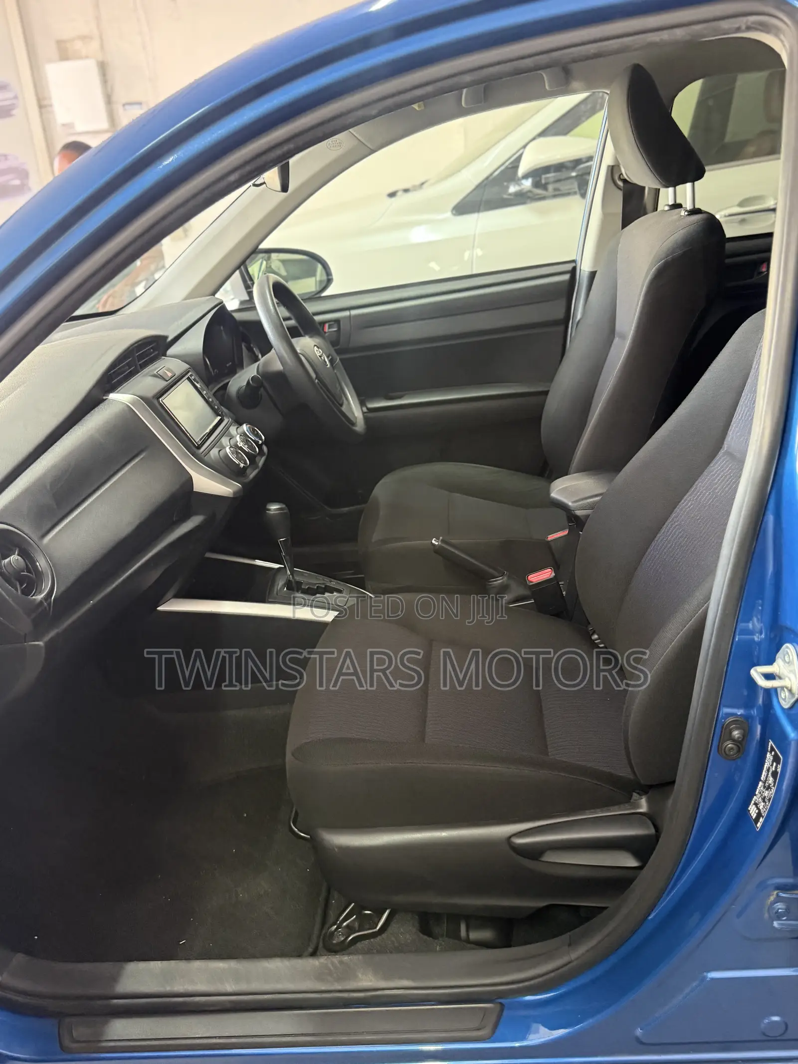 Toyota Corolla Fielder 1.5 Petrol FWD 2019 Blue