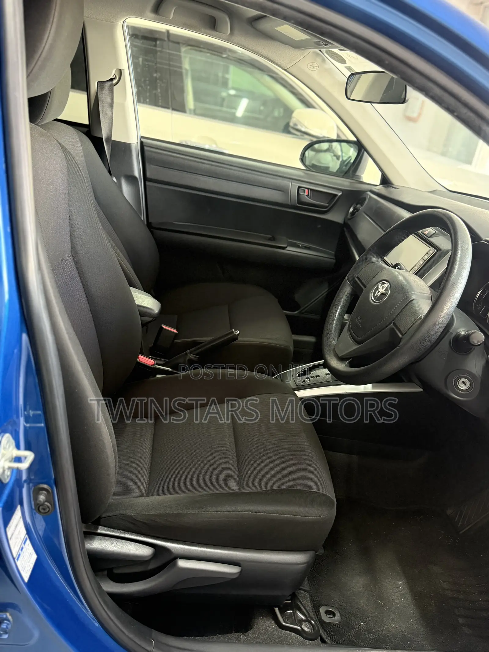 Toyota Corolla Fielder 1.5 Petrol FWD 2019 Blue