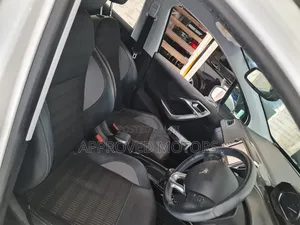 Peugeot 2008 2018 White