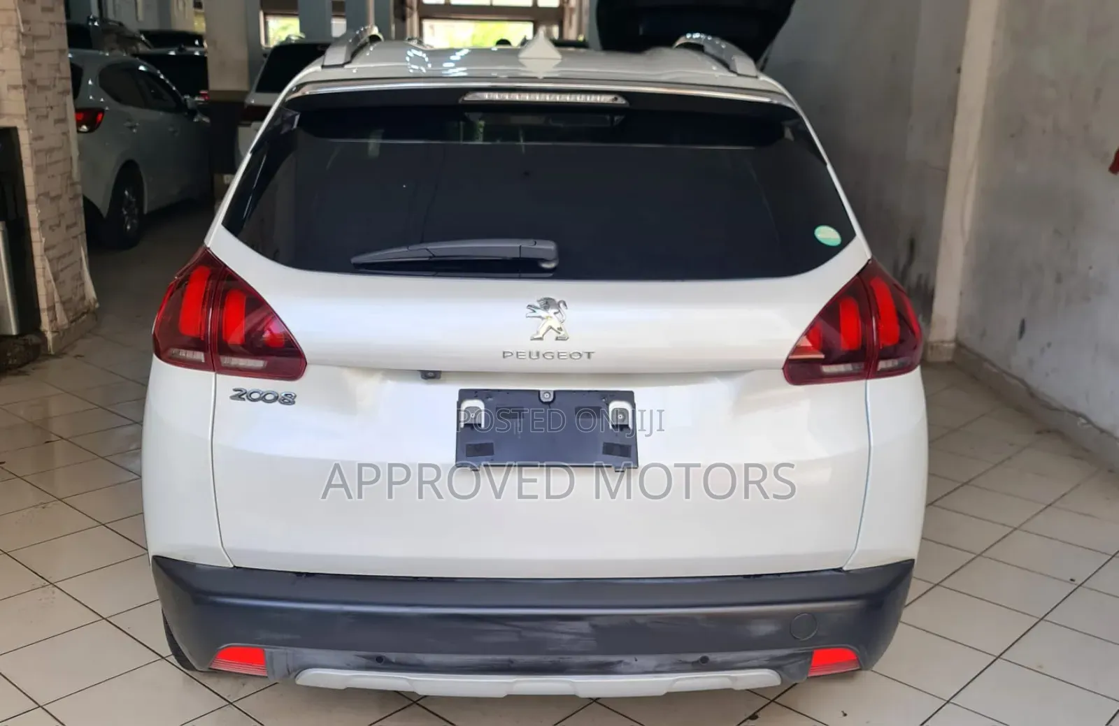 Peugeot 2008 2018 White