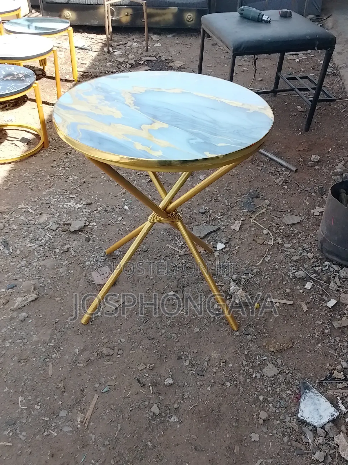 , Nesting Raised Coffee Table for Sale 