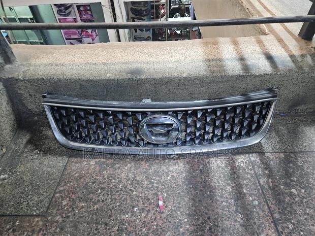 Fielder/Axio 2009/2010/2011/2012 Sports Grille - thumbnail 2