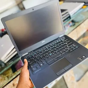 Laptop Dell Latitude 7440 8GB Intel Core I7 SSD 256GB