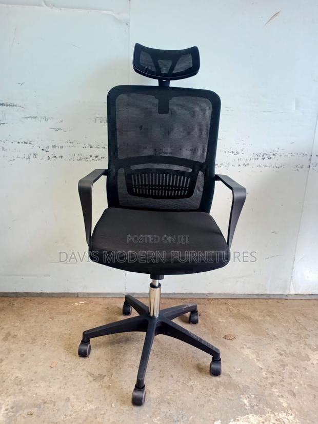 Ergonomic Mesh Office Chair With Headrest – Black