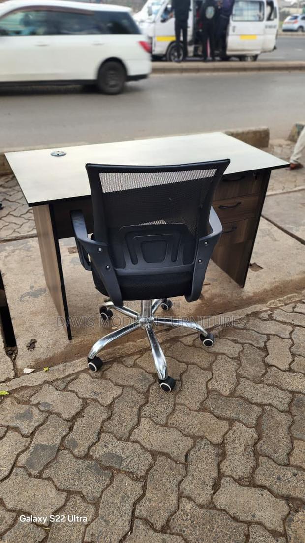 Black Chair - main view