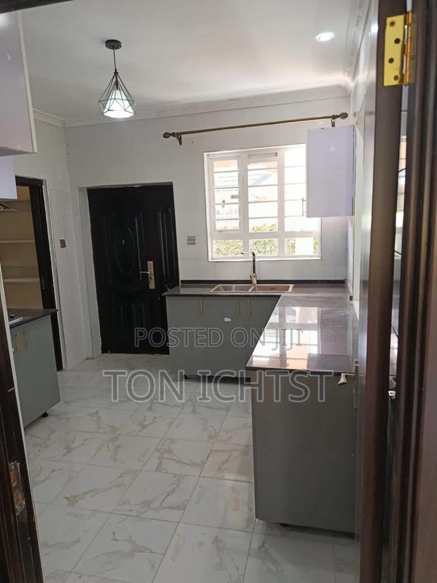 House on Sale - thumbnail 6