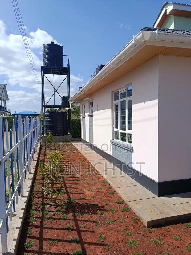 House on Sale - thumbnail 7