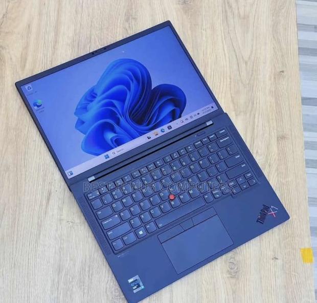 Laptop Lenovo ThinkPad X1 Carbon 16GB Intel Core i7 SSD 512GB